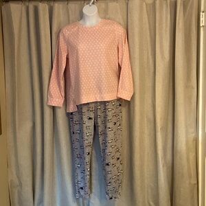 Pink dot and gray dog print fleece pajamas
